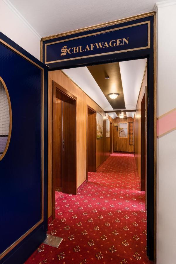 Du Train Hotel 3*